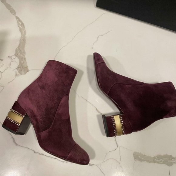 CHANEL 20B Calfskin Suede CC Logo Chain Metal Heels Ankle Booties Boots - Picture 7 of 9